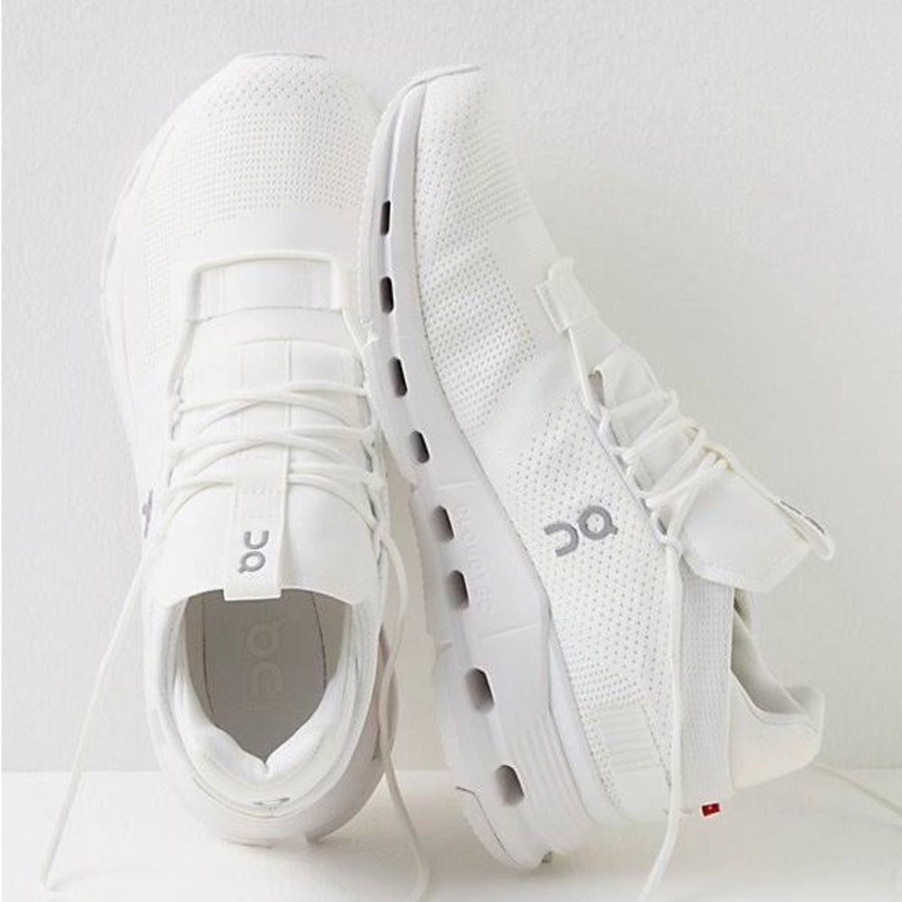 OnCloud Cloudnova Sneakers in White